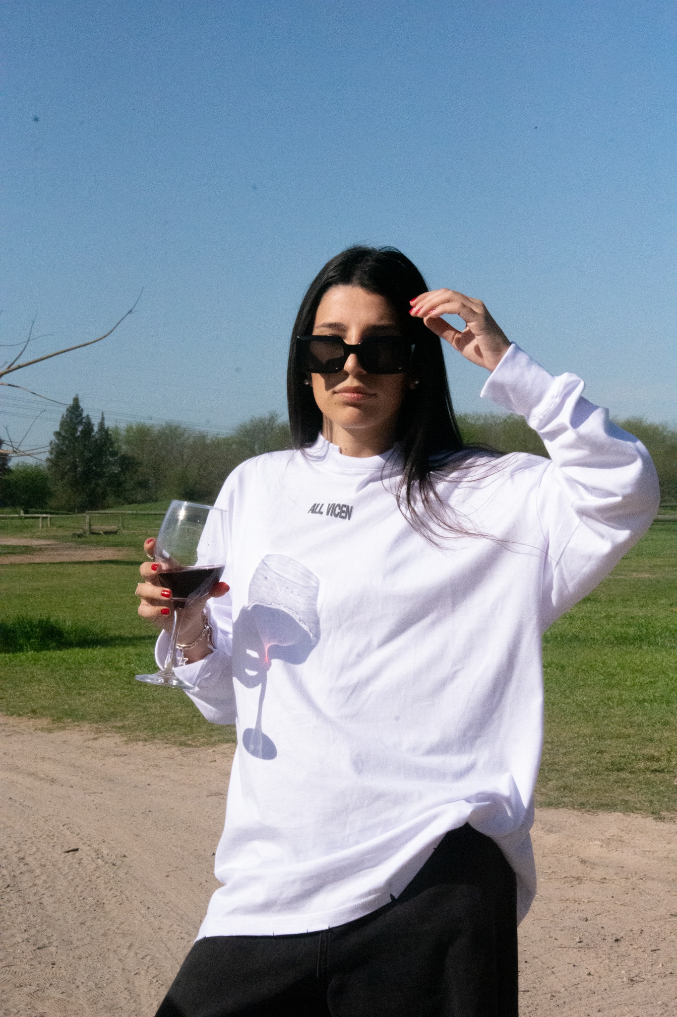 LONG SLEEVE WHITE